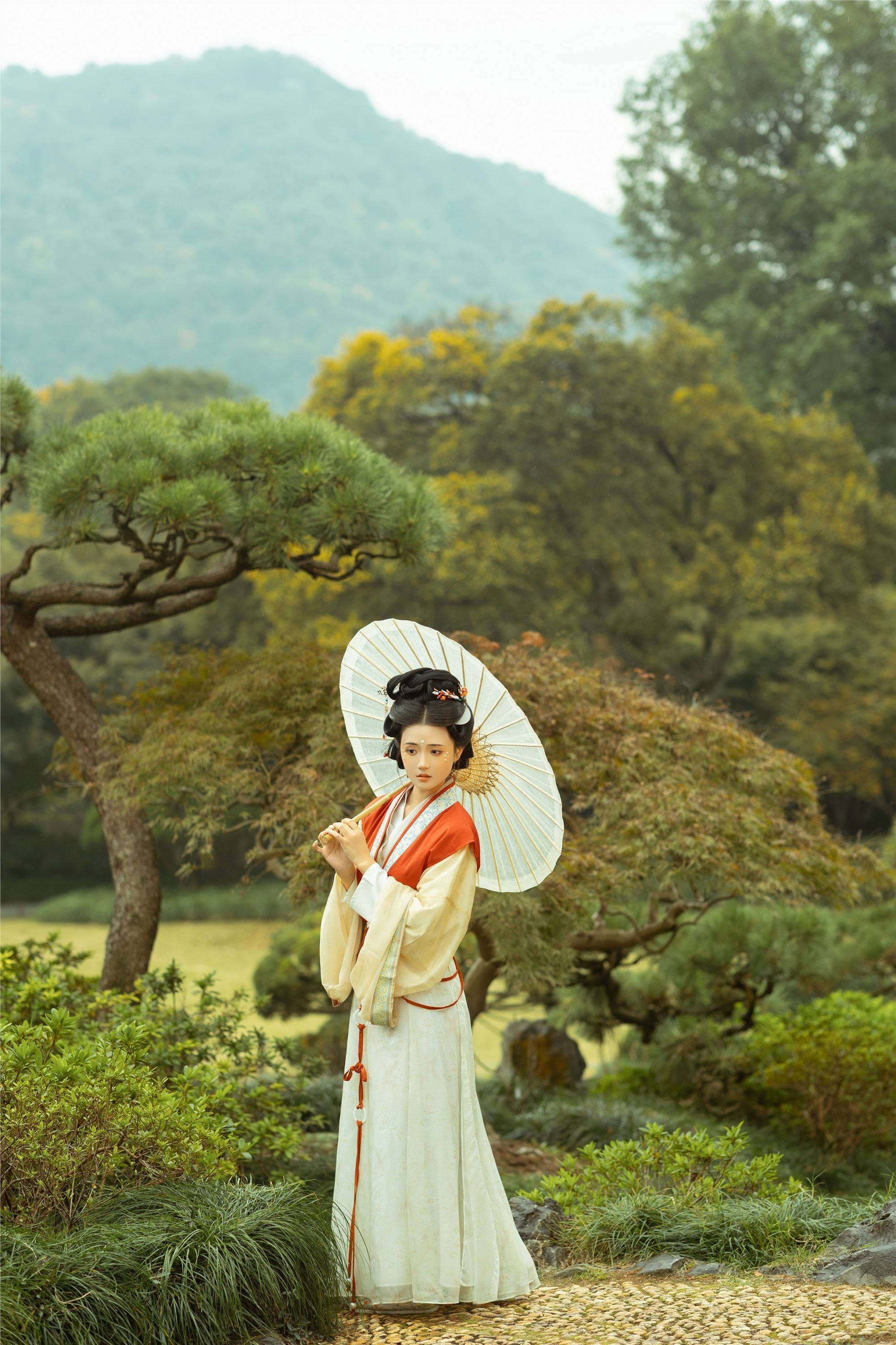 YITUYU艺图语 2025.01.25 晚来秋雨 雪樱